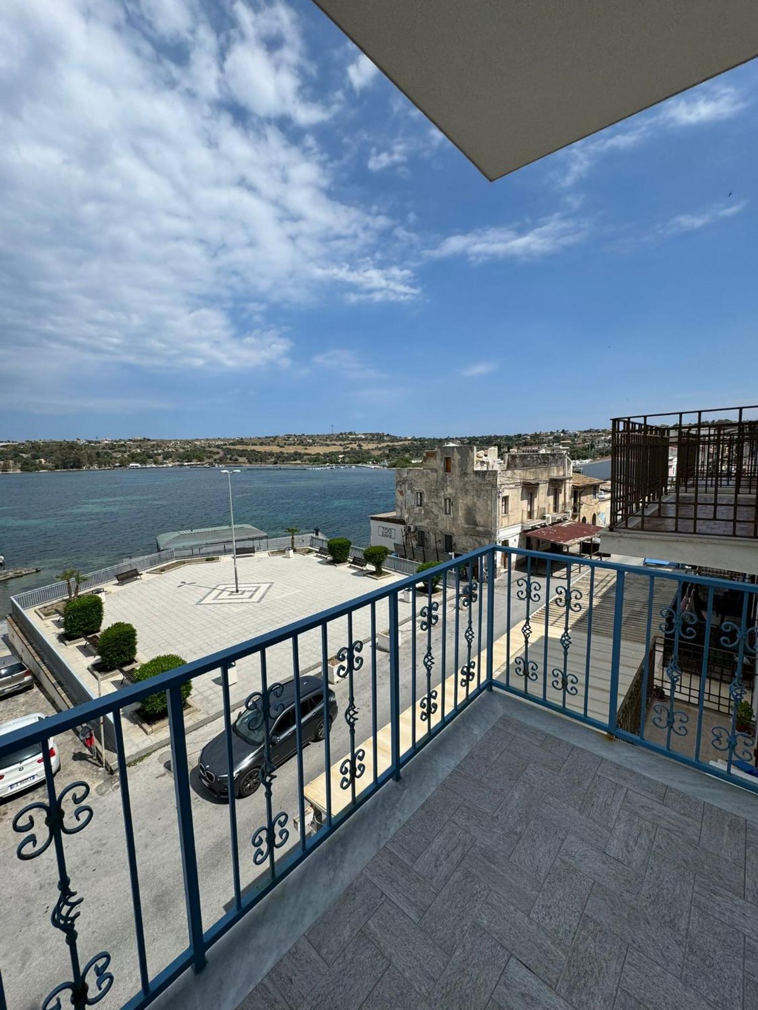 Sunset Brucoli Apartment Екстериор снимка